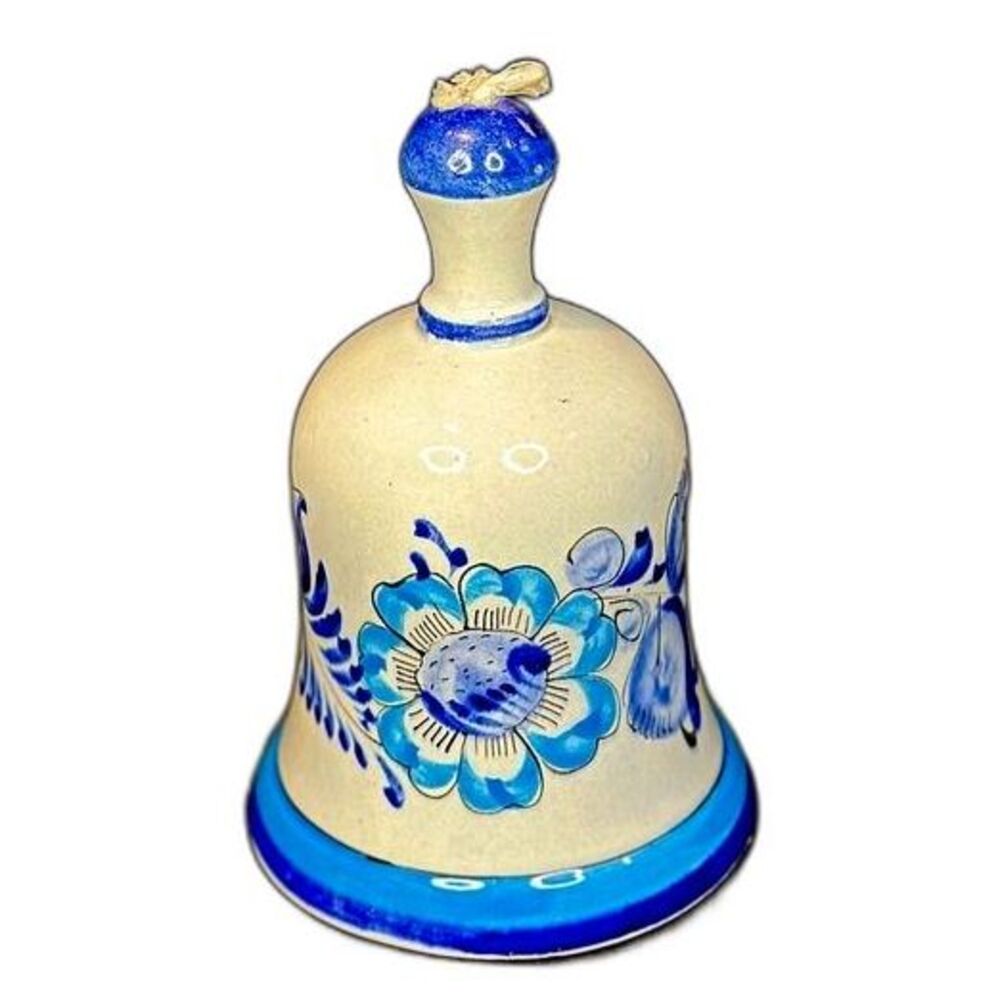 🌟 Signed Vintage Hand Painted Mexican Folk Art Tonala Bell 6"